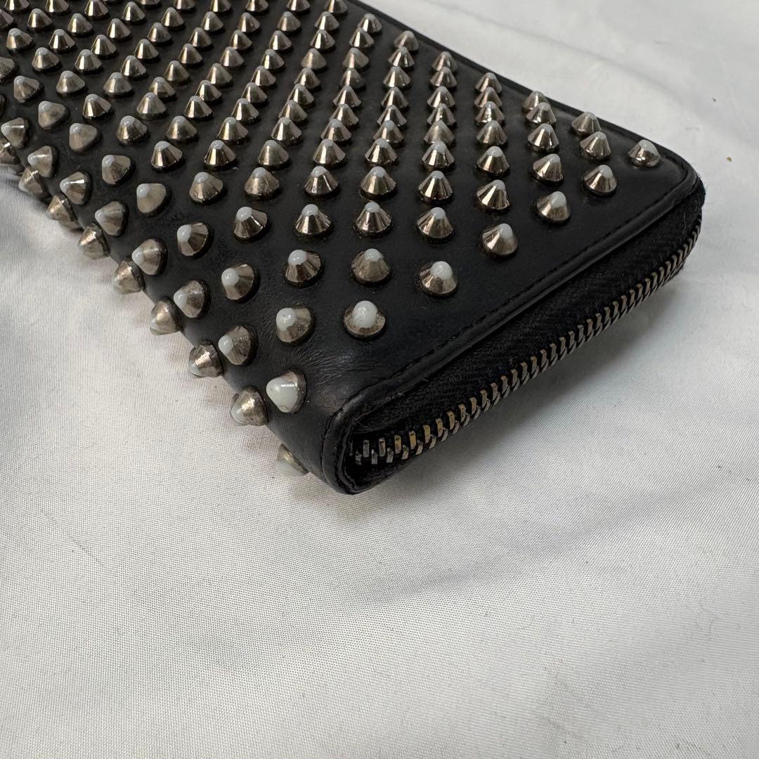 クリスチャンルブタン　長財布　ラウンドファスナー　ブラック