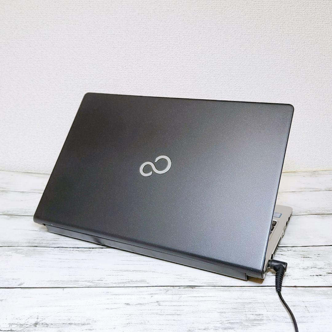 美品♡富士通 コンパクトノートパソコン メモリ12GB Corei5 高速SSD