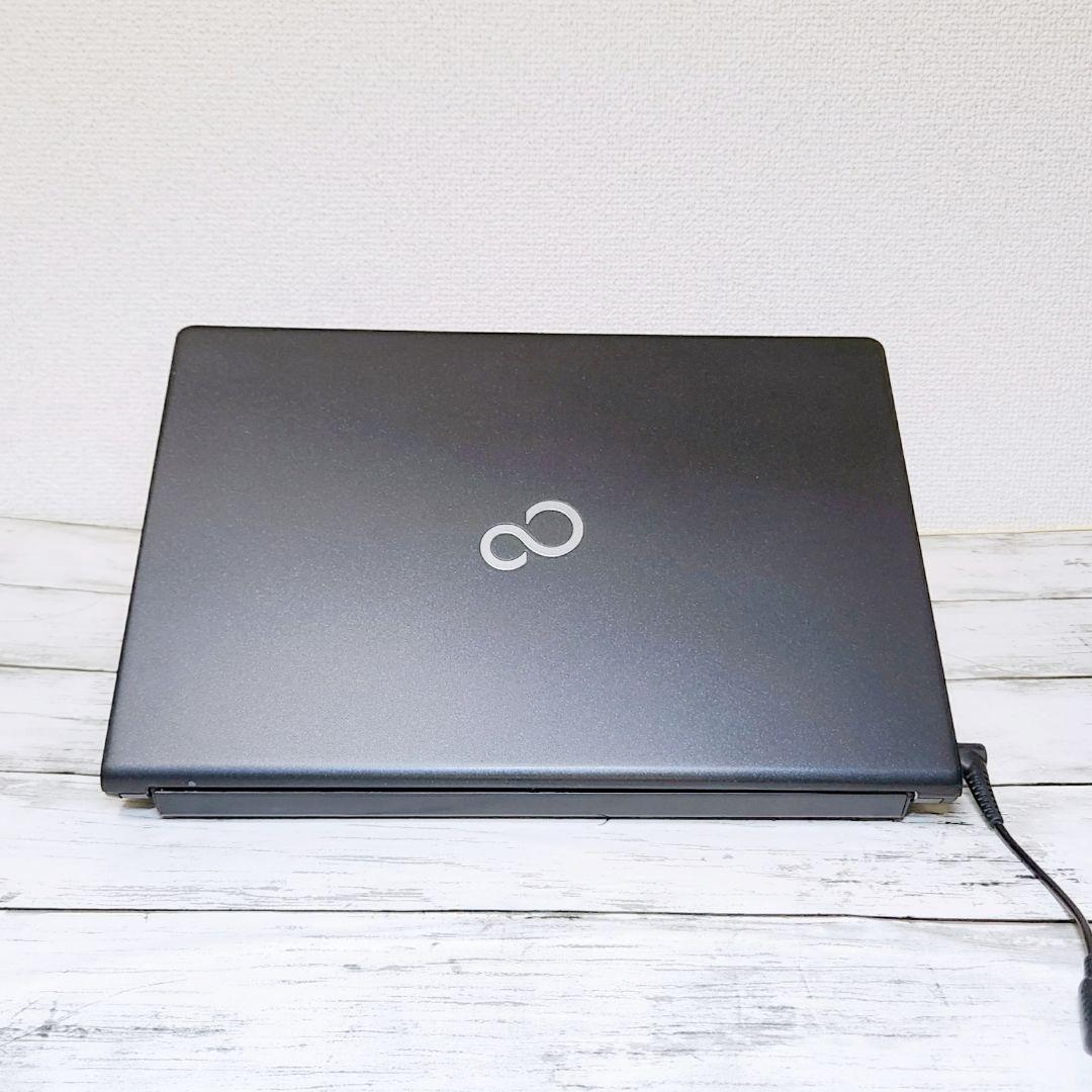 美品♡富士通 コンパクトノートパソコン メモリ12GB Corei5 高速SSD