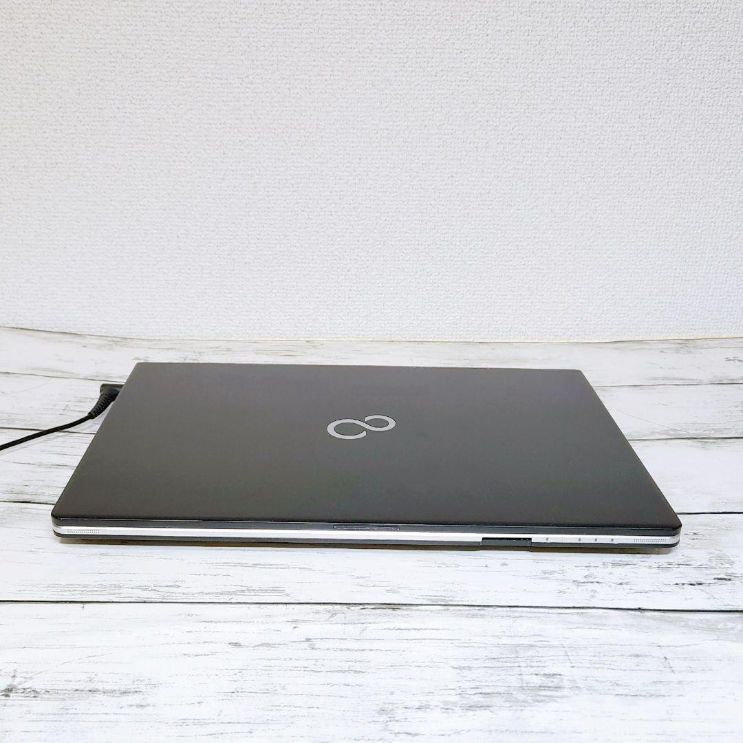 美品♡富士通 コンパクトノートパソコン メモリ12GB Corei5 高速SSD