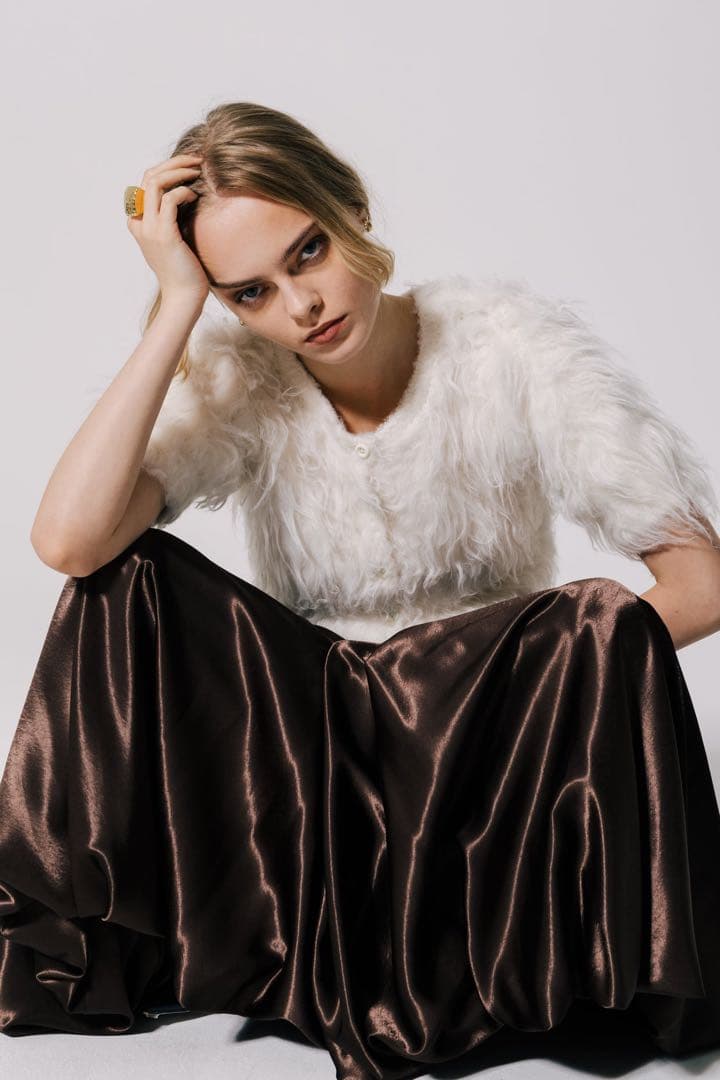 thetoe Schwabing Shaggy Knit 新品未使用タグ付最安値