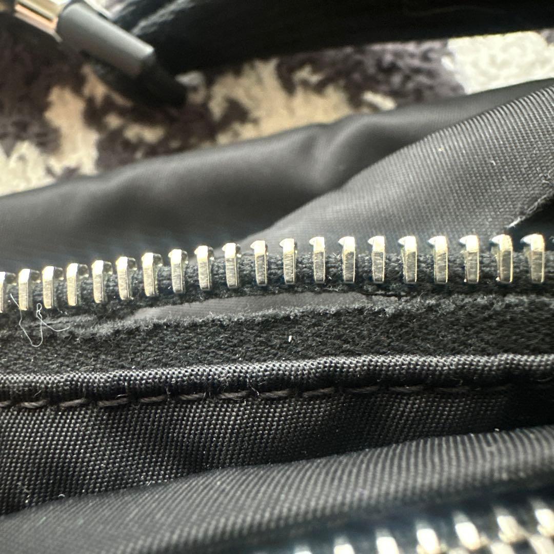 モンクレール ボディバッグ　レディース　ブラック　ポシェット　訳あり