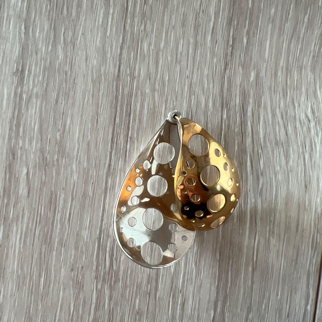 シャルロットシェネ　片耳ピアス