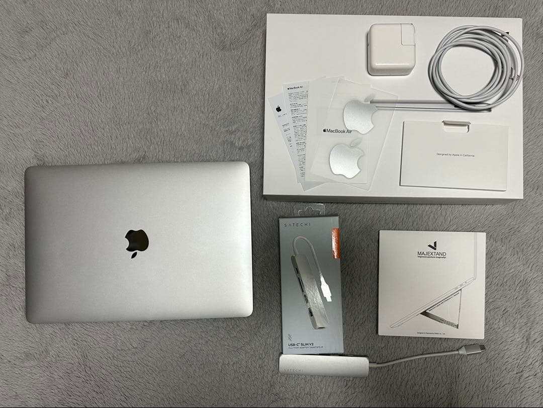MacBook本体 MacBook Air (M1, 2020) 16GB/512GB