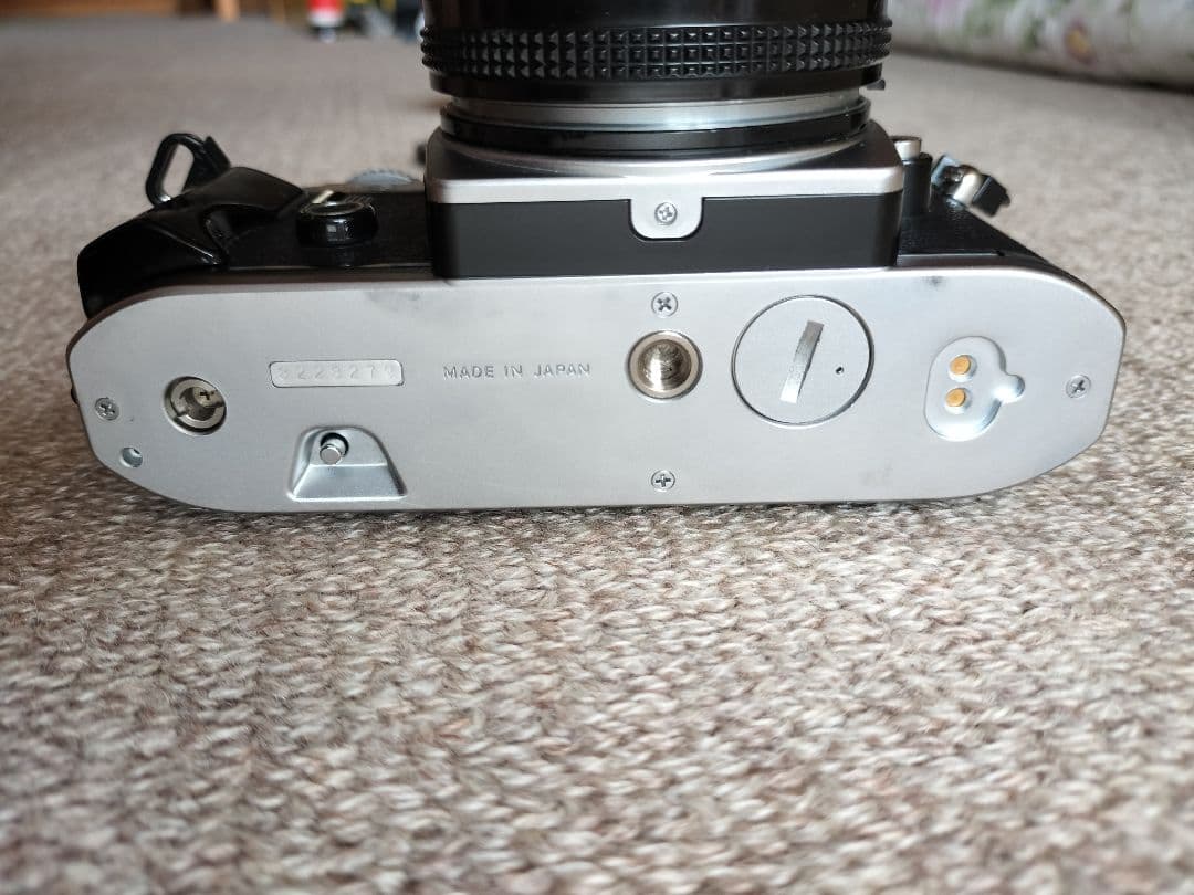 再値下げ　ニコン FG フィルムカメラセット(本体、望遠レンズ、三脚、バッグ等)