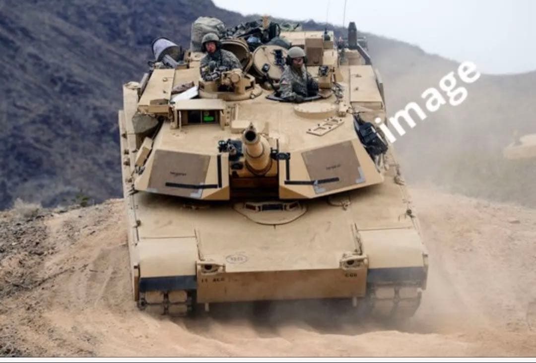 東京マルイ　 M1A2 ABRAMS 1/24 エイブラムス　ラジコン　戦車