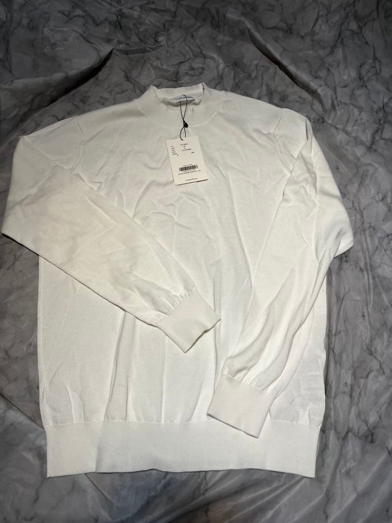 クロスクローゼット　ホワイト モックネックニット　サイズ02