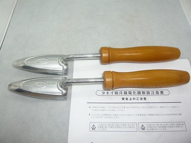 美品未使用　タキイ和裁電化鏝　ランプ付　和裁コテ　和裁こて　鏝２本付