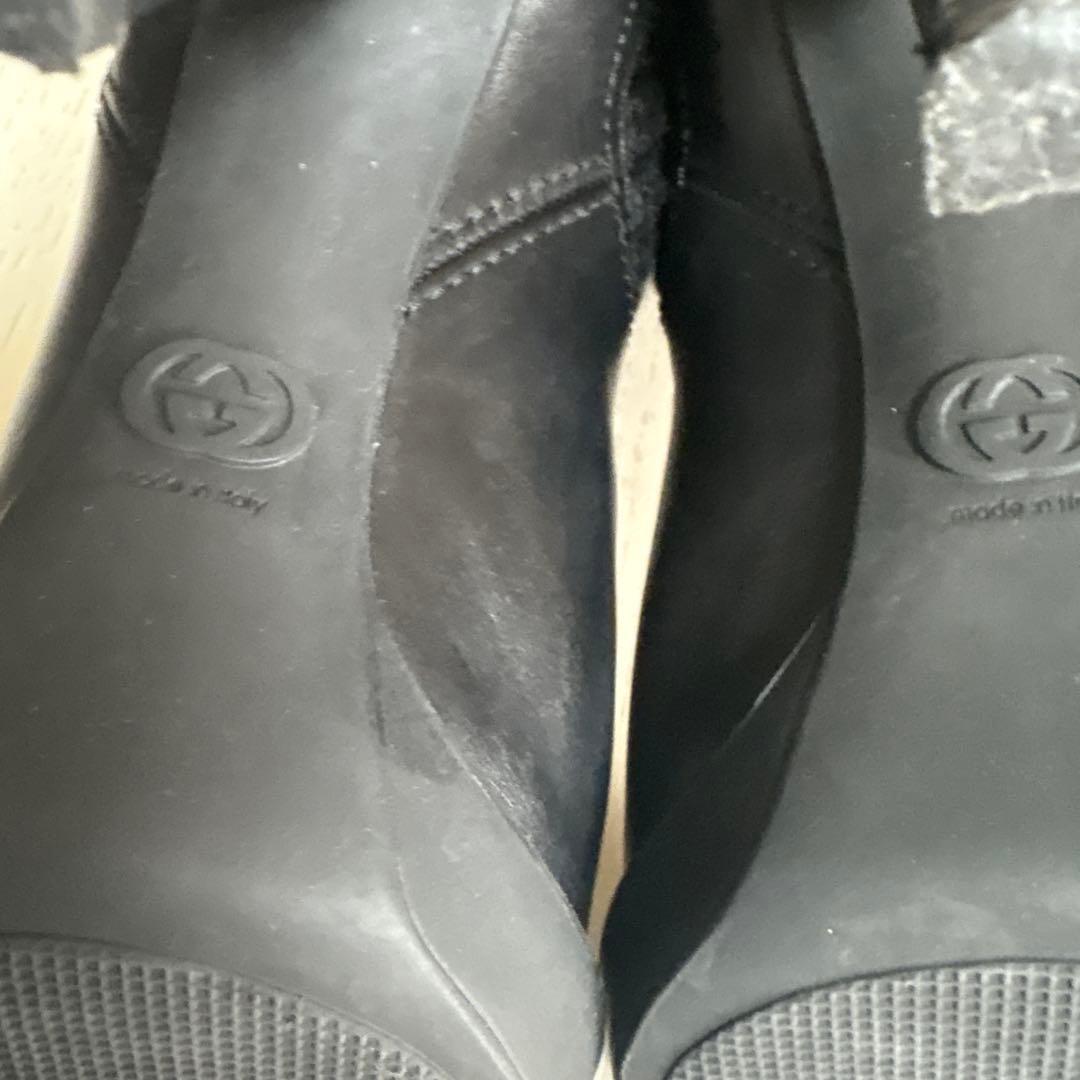 GUCCIバックル付きブラックニットロングブーツ