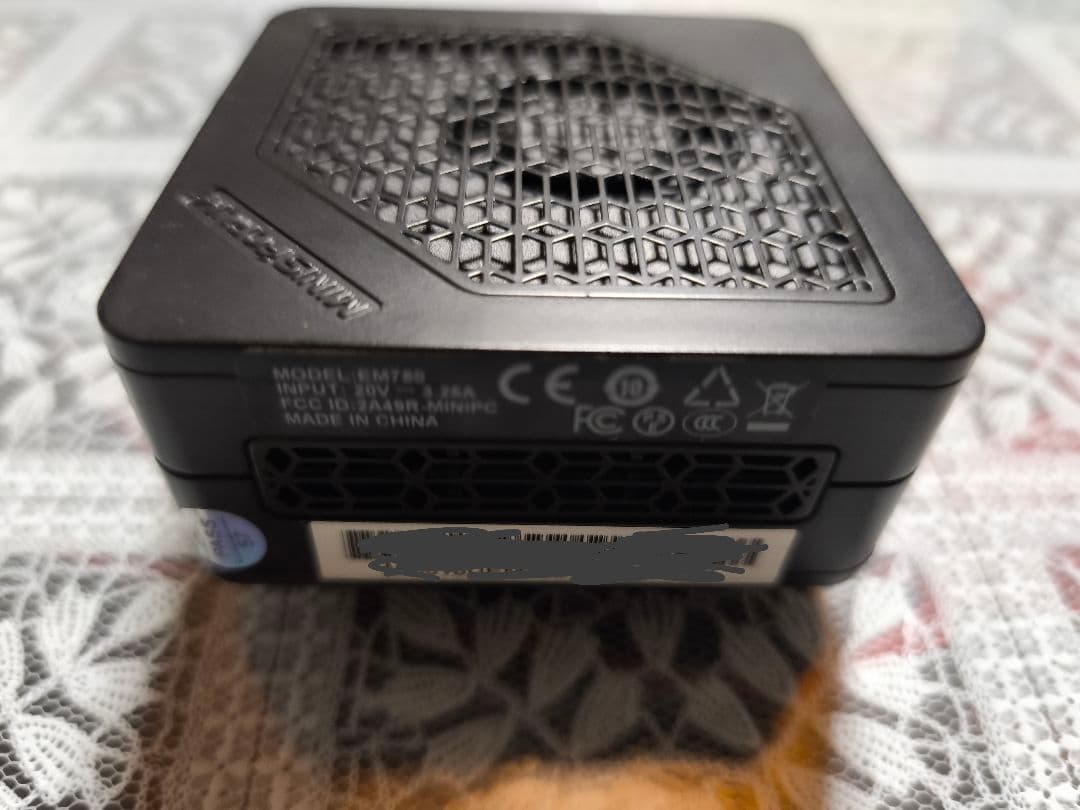 MinisforumミニPC EM780