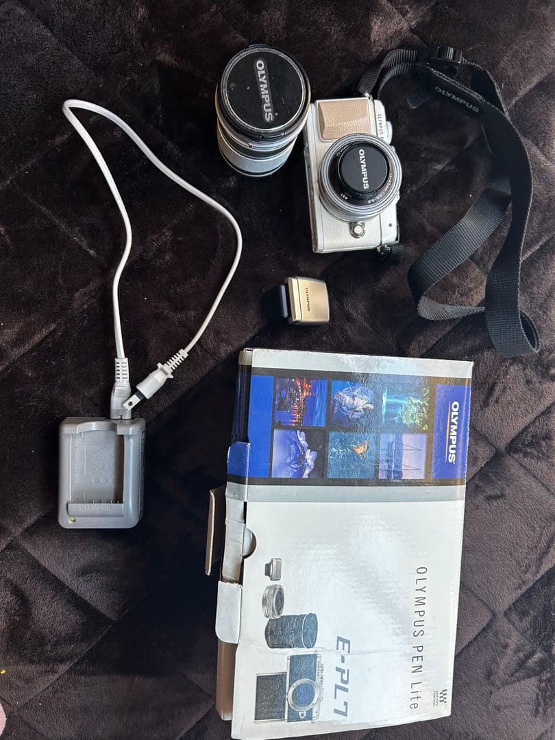 Olympus E-PL7 ミラーレスカメラ