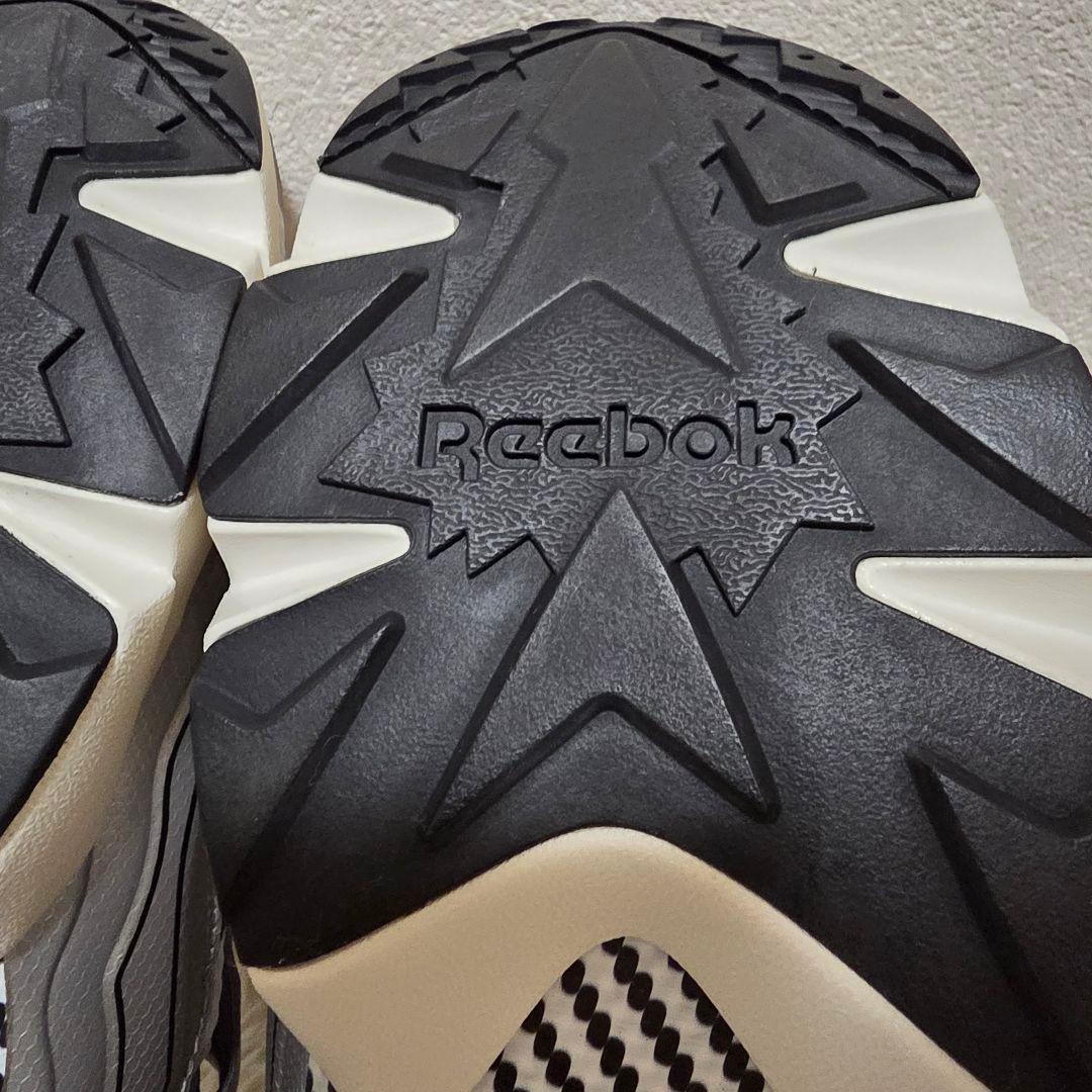 美品　ビームス別注　Reebok 　INSTAPUMP FURY Silver