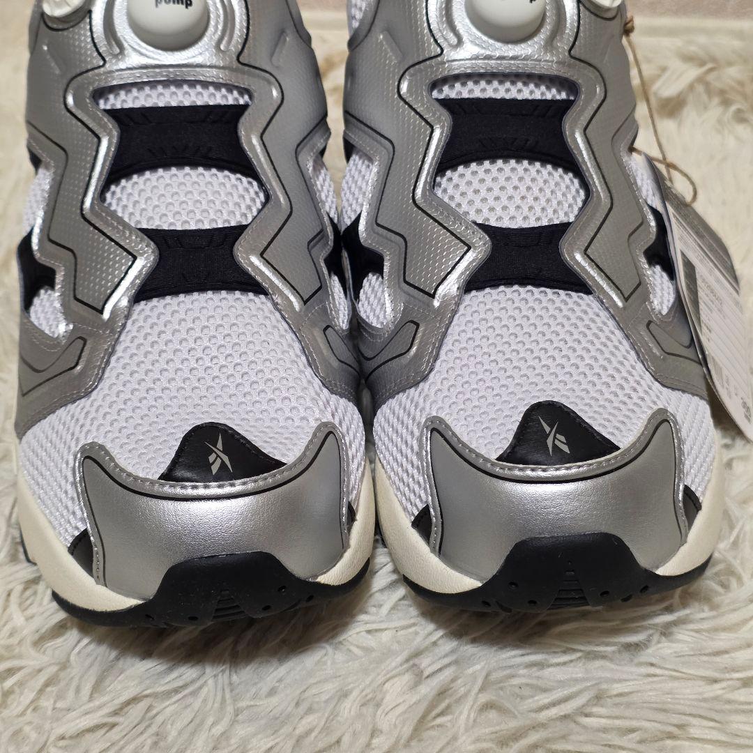 美品　ビームス別注　Reebok 　INSTAPUMP FURY Silver