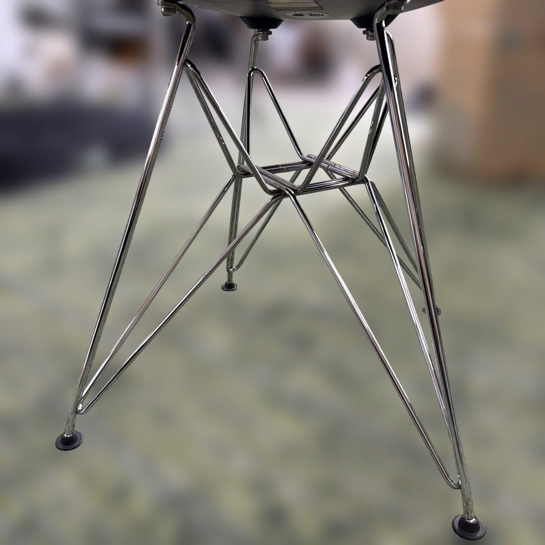 o*o様 HermanMiller金属脚付き