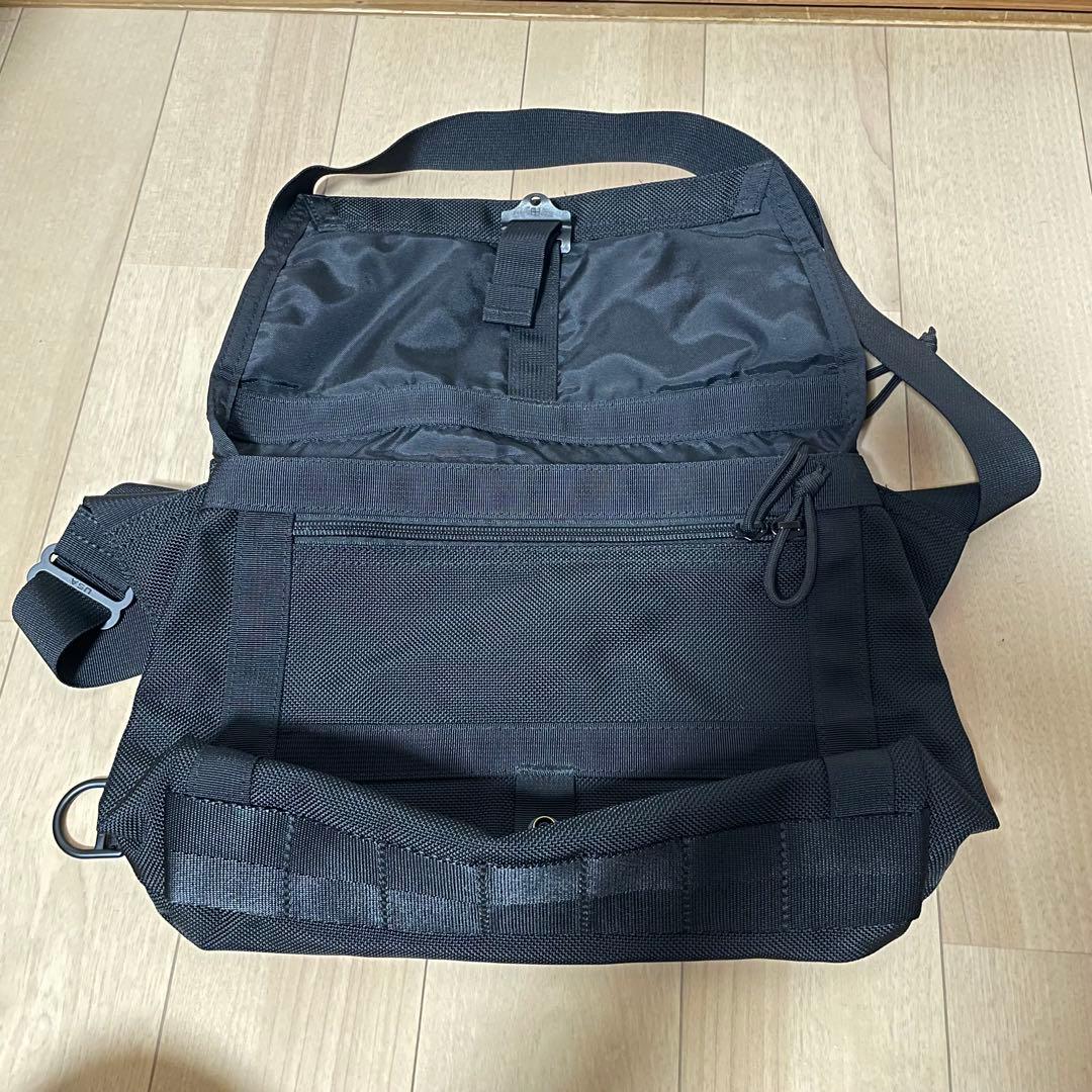 【美品】ビームス BRIEFING / Fleet Messenger 13