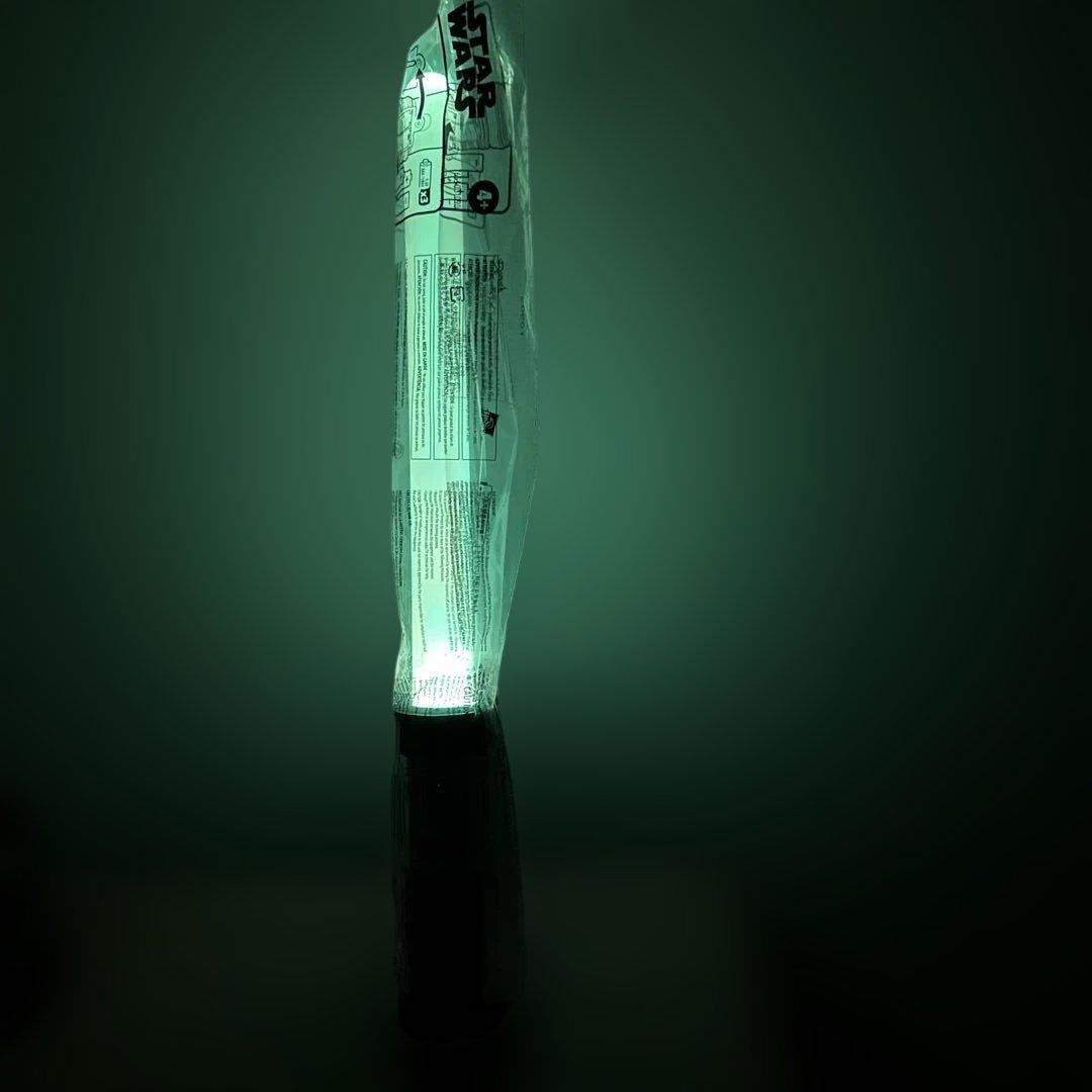 非売品 スターウォーズセレブレーション2025 限定 ライトセーバー