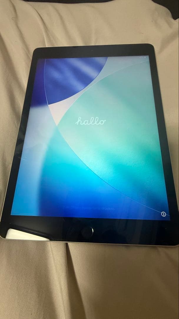 iPad (第9世代) 64GB シルバー