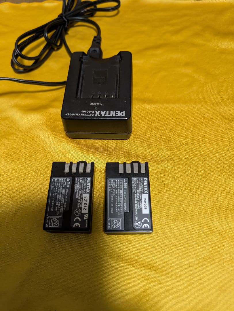 ペンタックス　k-s2レンズ２本セット