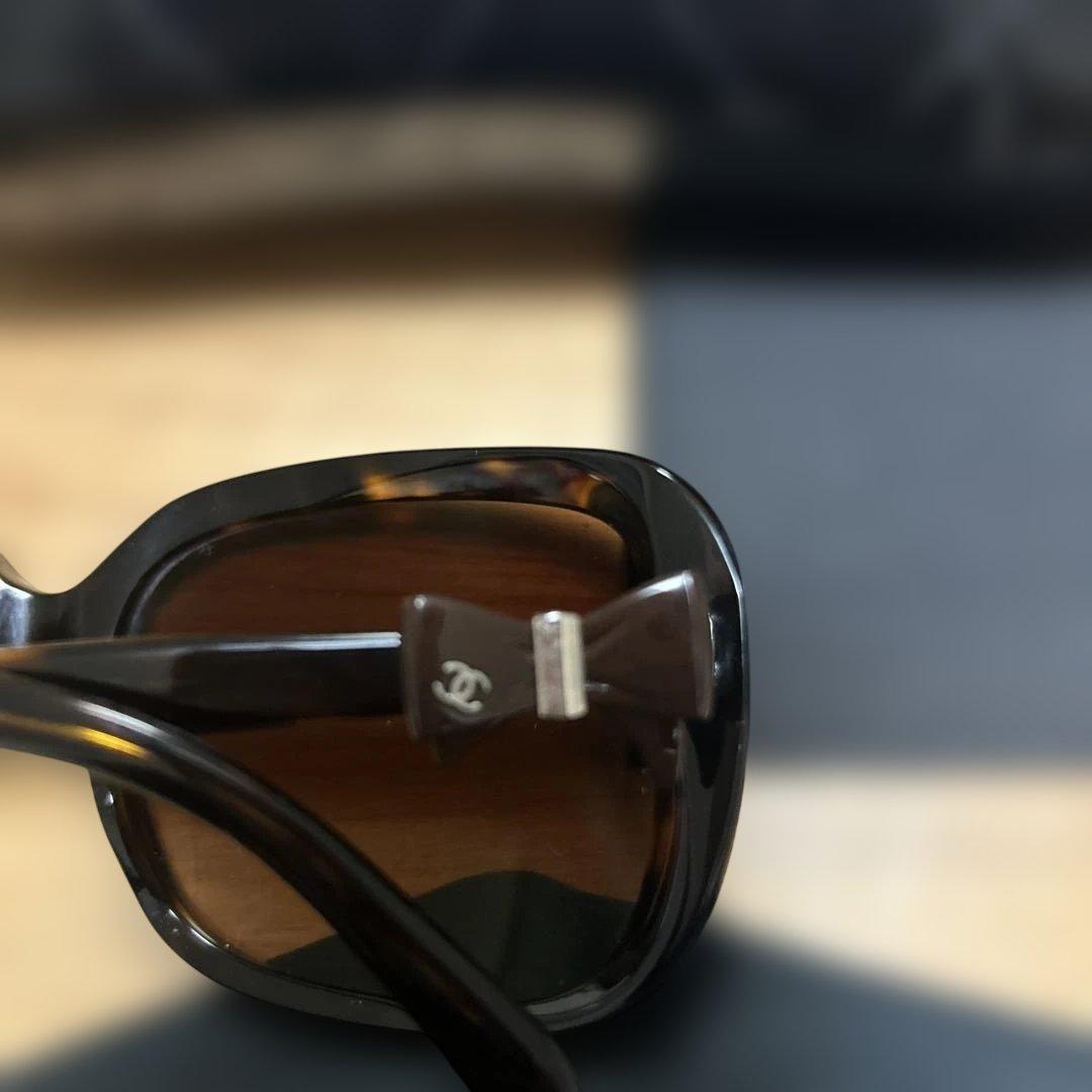 CHANEL ブラウン サングラス ケース付き　リボン