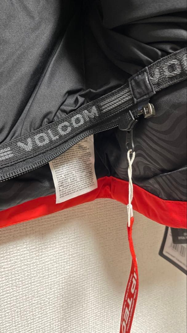 【新品未使用】◇ボルコム◇ウェア・メンズ・レディース・サイズ：M