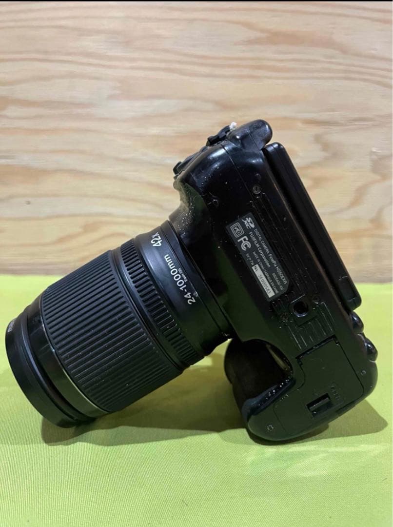 FUJIFILM FinePix HS50EXR デジタル一眼レフカメラ