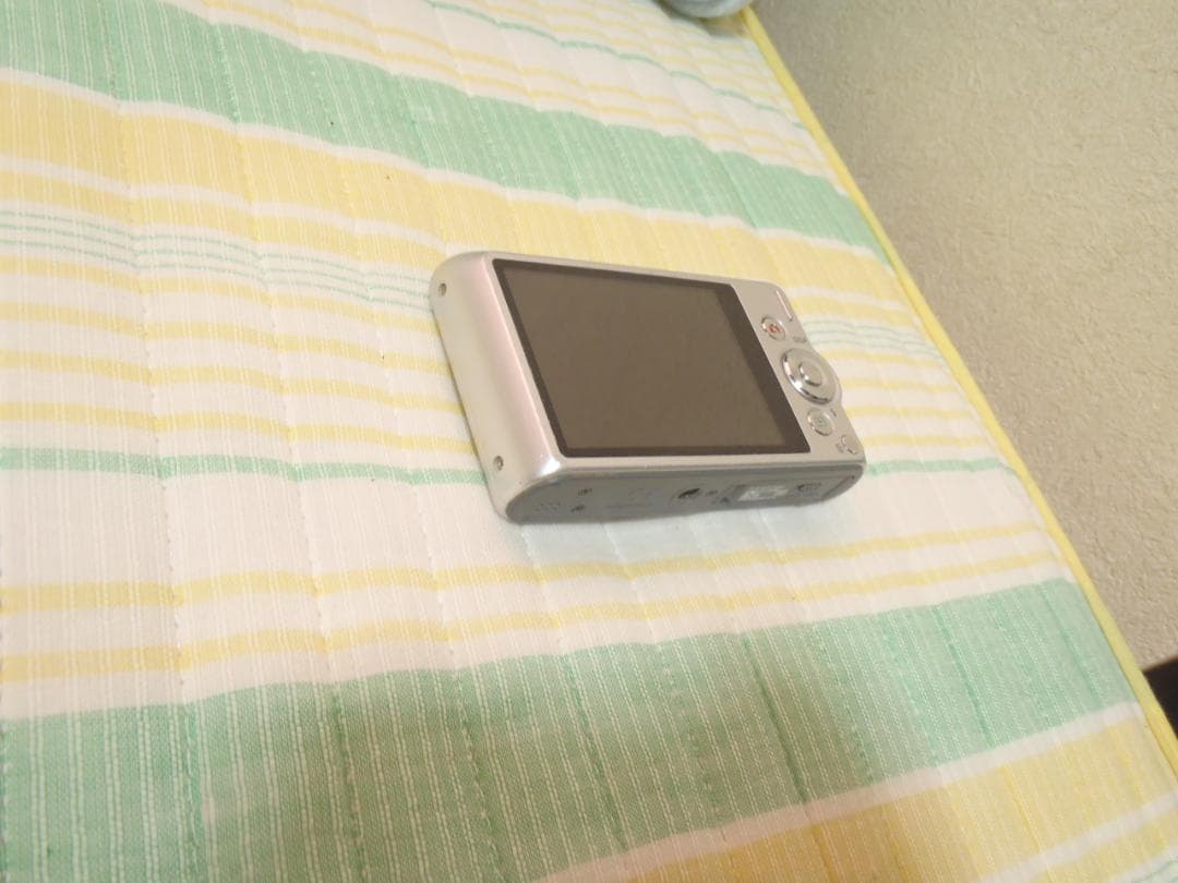 ⭕️動作品♥️美品★1610万画素★カシオEX-ZS180軽量162g光学１２倍