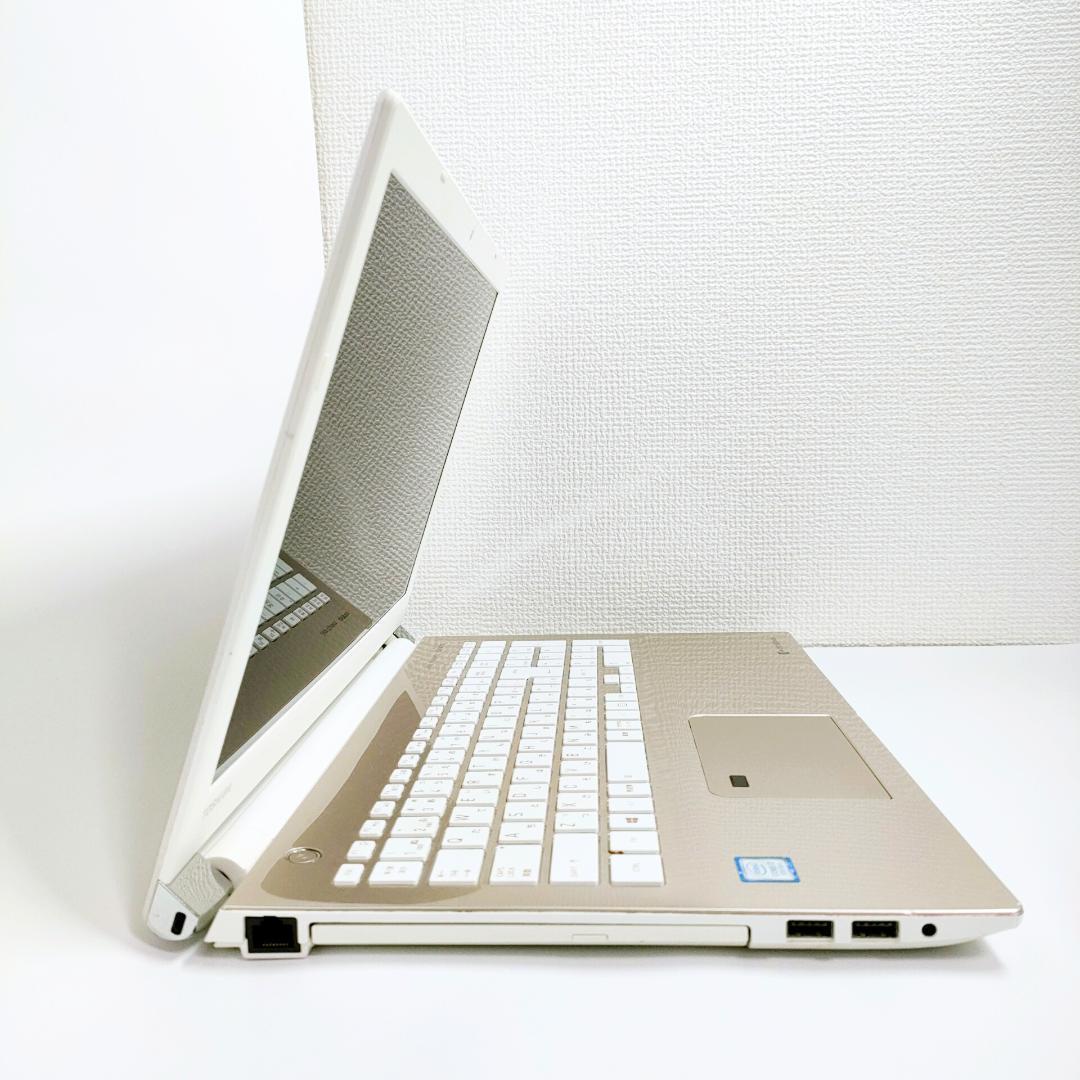 第8世代i7✨️Windows11/SSD/カメラ付きノートパソコン/東芝/副業