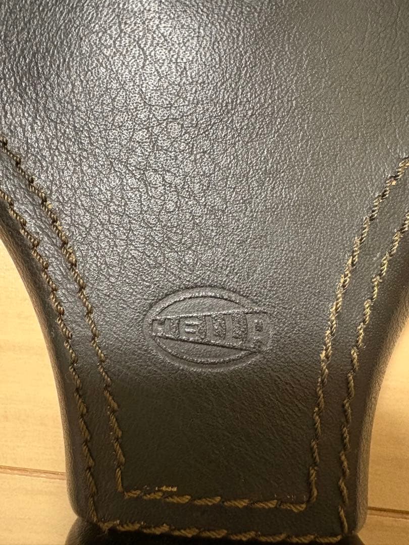 HELLA ステアリング　ホーンボタン　パッド付き　旧車　ポルシェ　メルセデスに