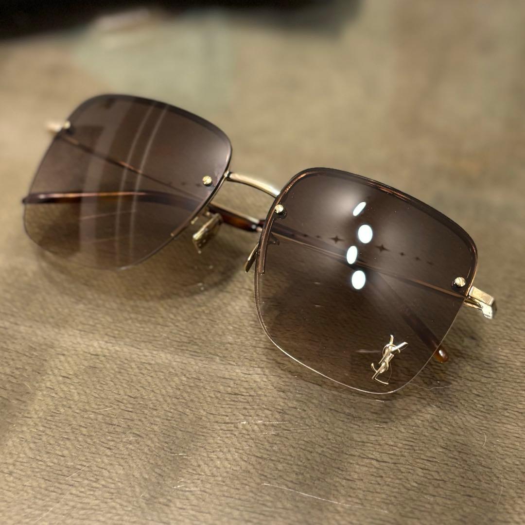 極美品！Saint Laurent サンローラン　サングラス SL312 M
