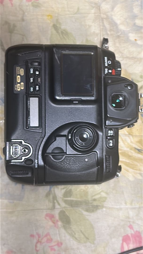 デジタルカメラ Nikon D1