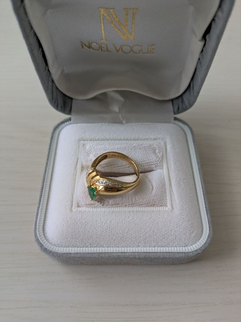 750　指輪　約4g　リング　K18　ゴールド