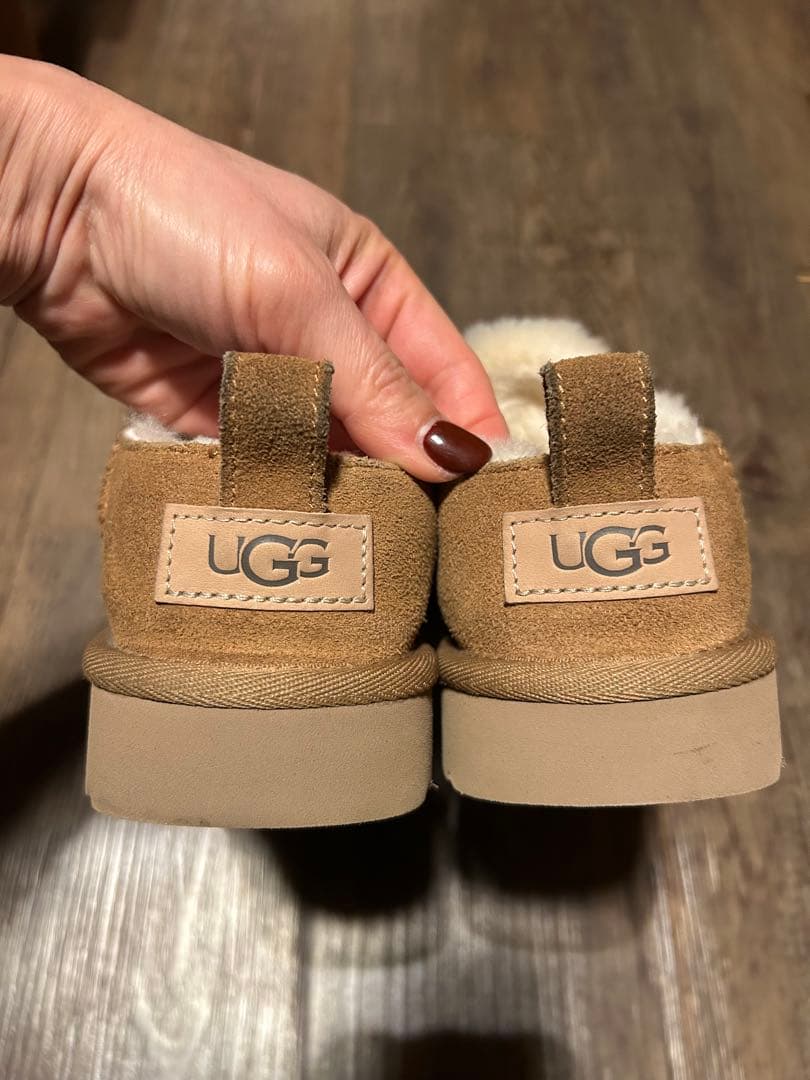 【美品】UGG CLASSIC MICRO 24㌢