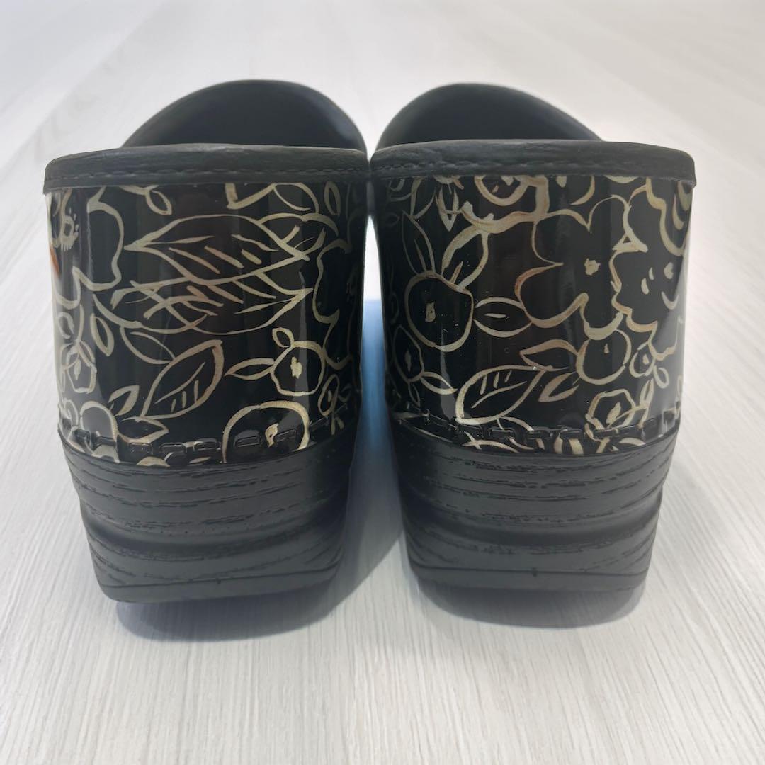 新品・未使用　/ ダンスコ プロフェッショナル /38(24-24.5cm)