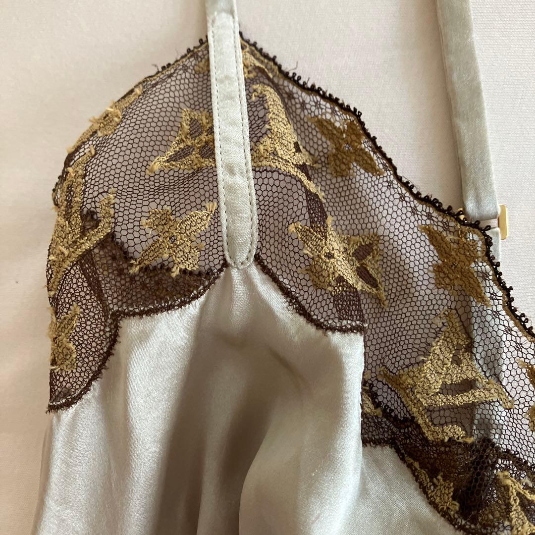 ルイヴィトン　シルク素材キャミソール レース付き