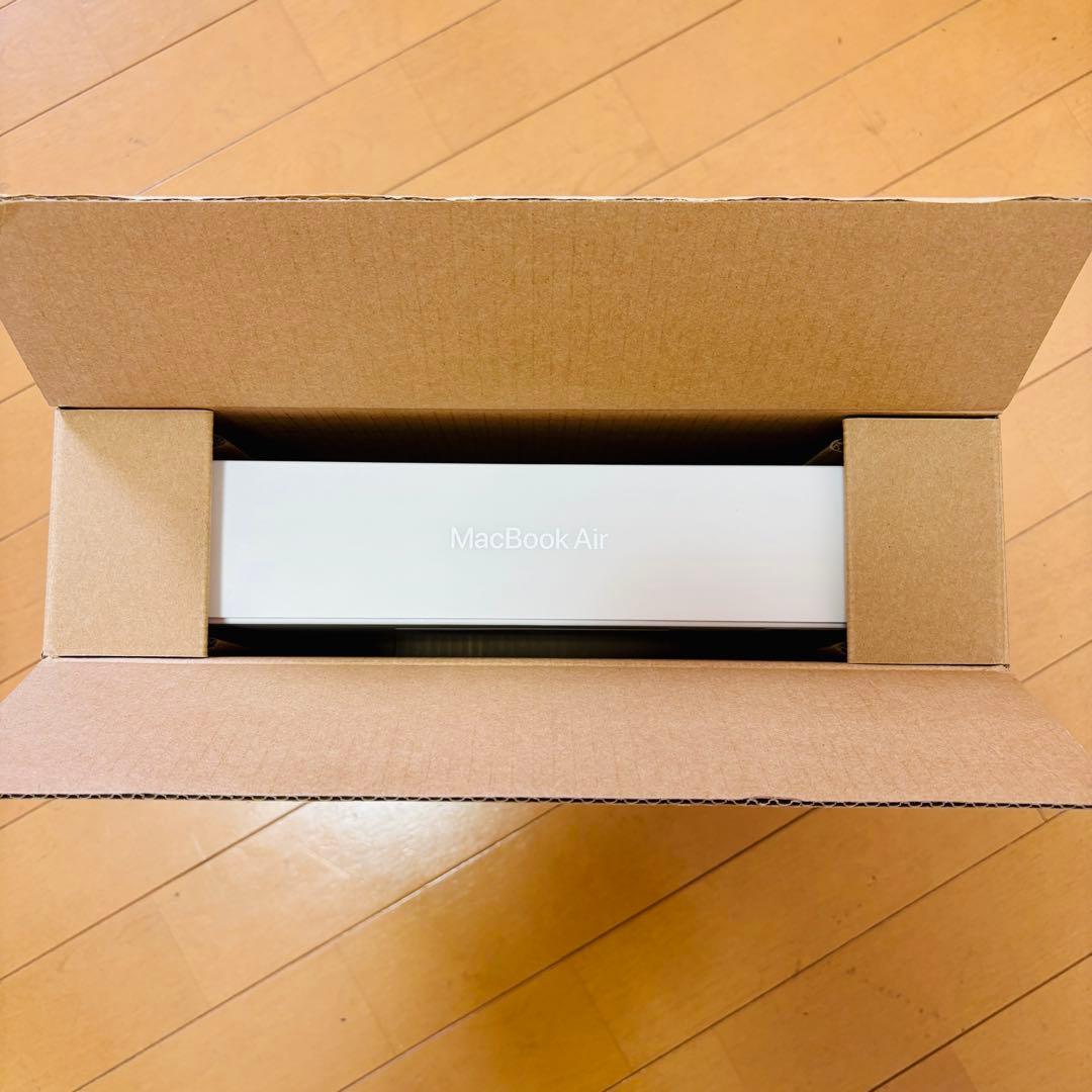 【美品】MacBook Air（13-inch,2020）8GB/256GB