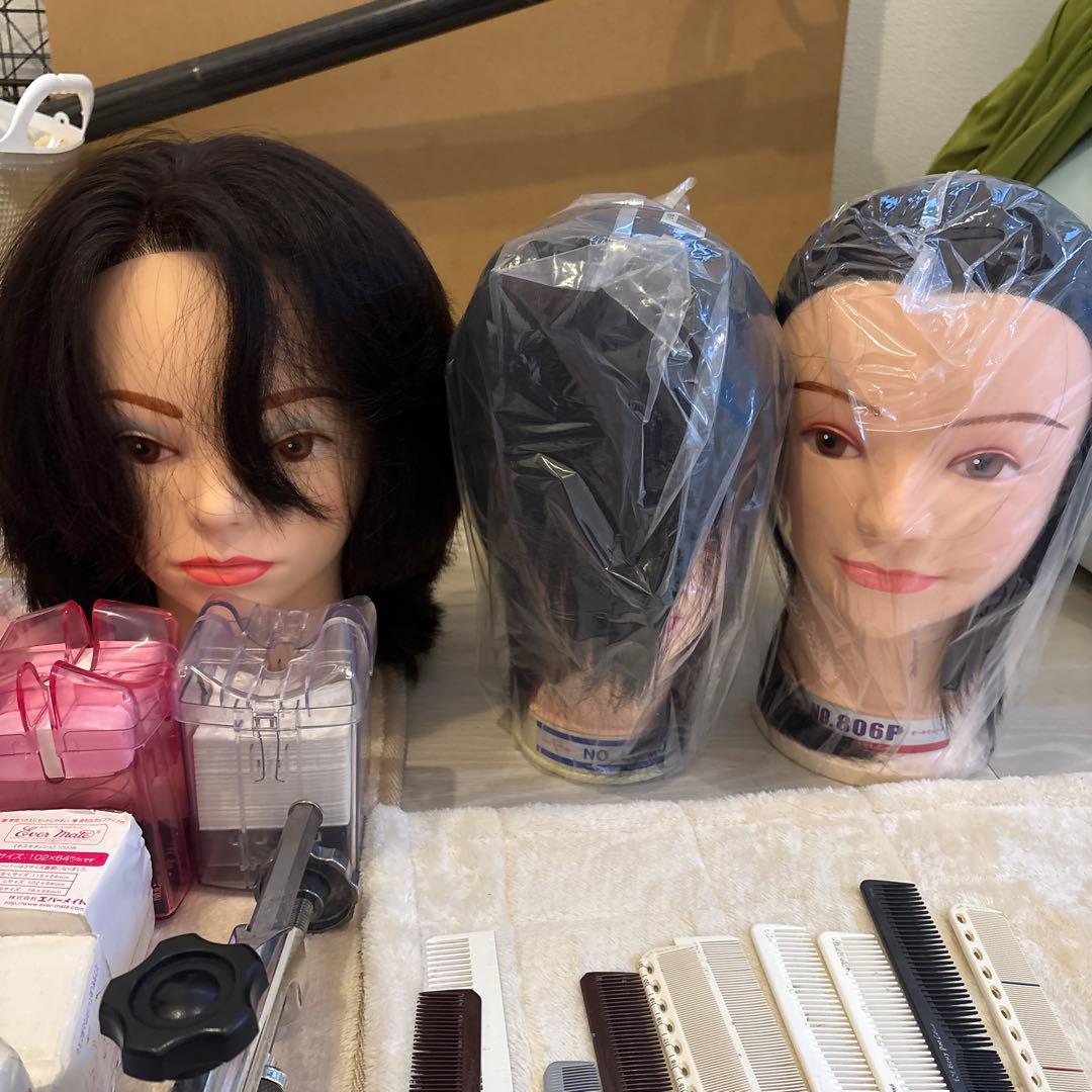 美容専門学校 教材一式 ＋予備品 ウィッグ4体