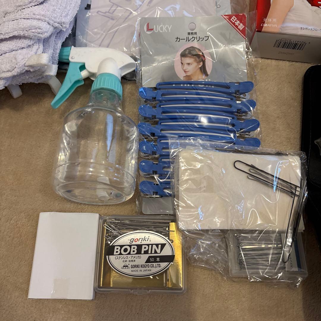 美容専門学校 教材一式 ＋予備品 ウィッグ4体