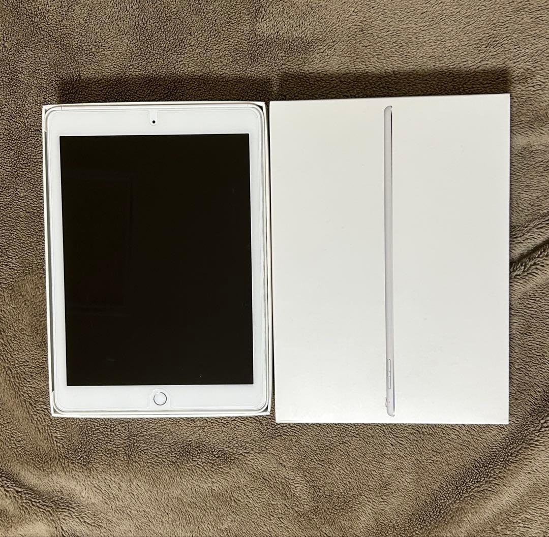 Apple iPad A1673 シルバー 本体