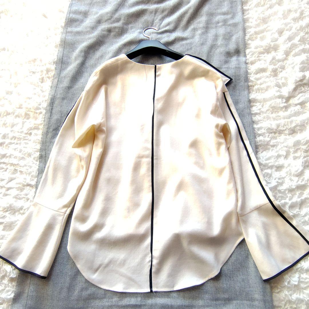 MKM様　グレースコンチネンタル　ウールパイピングブラウス　36サイズ