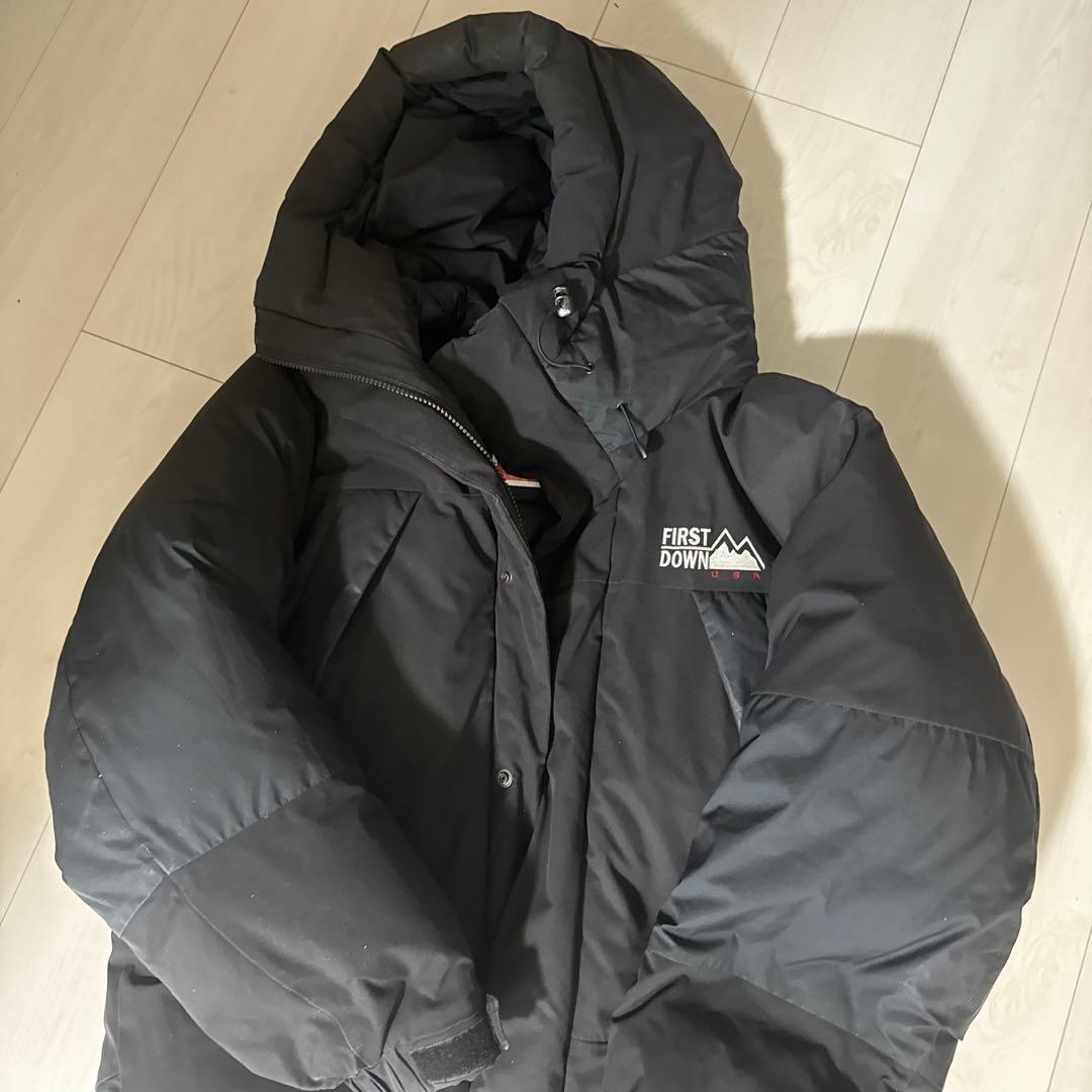 FIRST DOWN ブラック ダウンジャケット　M