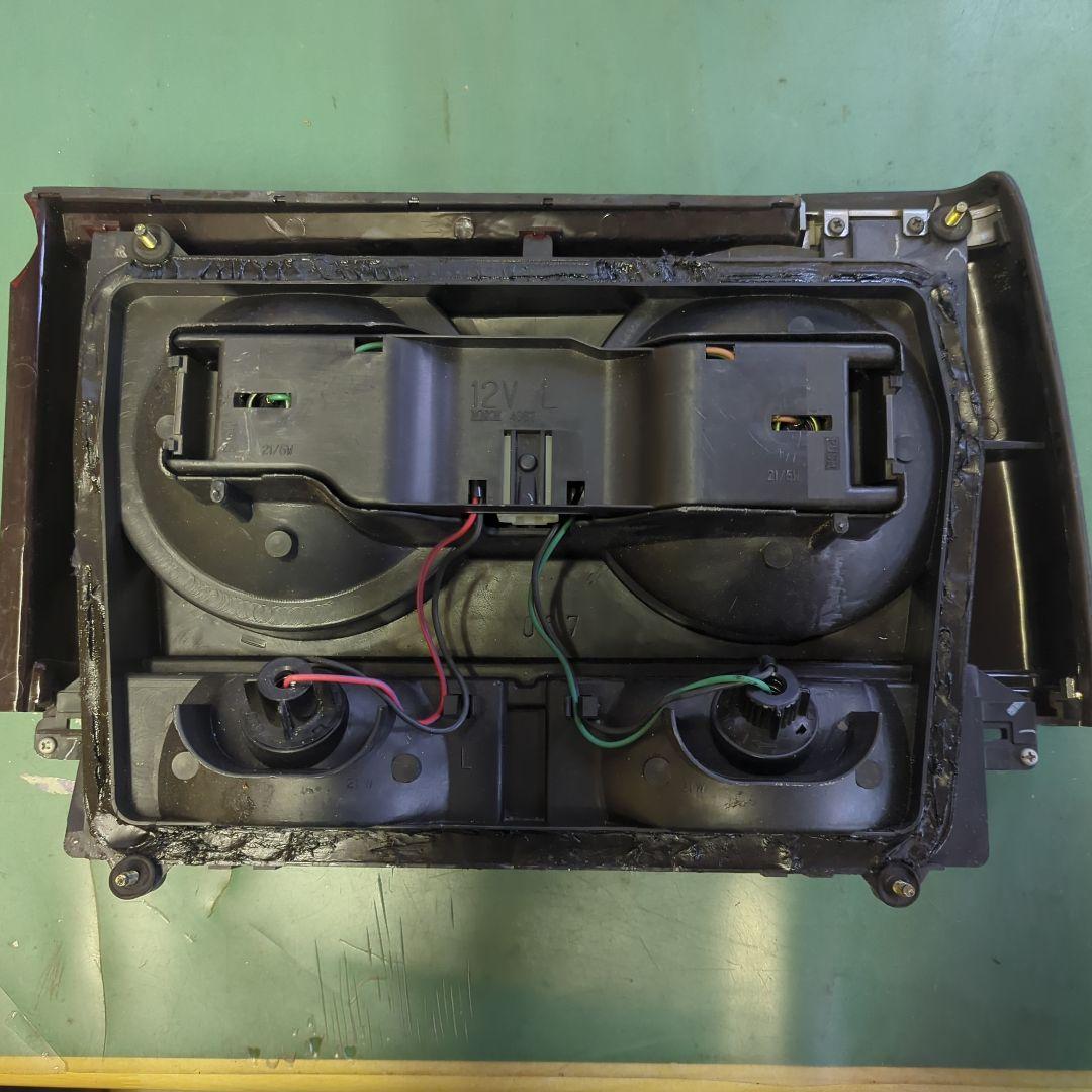 ち*ん様 R31スカイライン初期型 左テールランプ