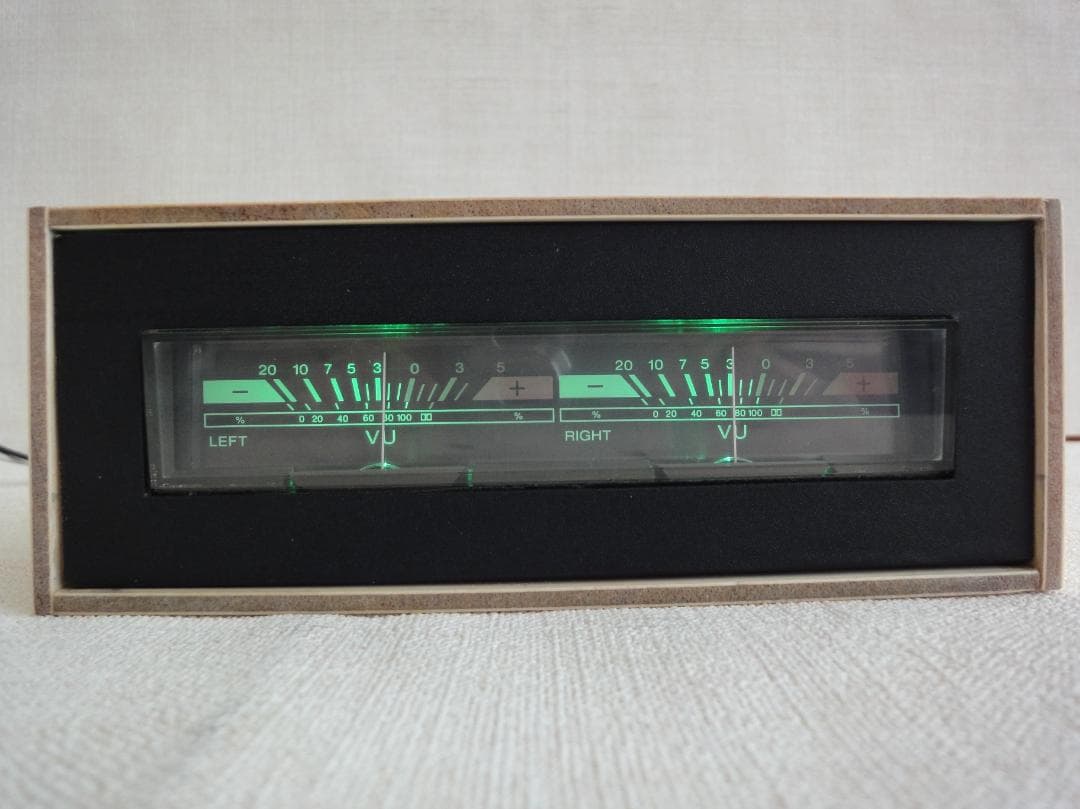 自作ステレオVUメーター211号機（LR一体型中型）