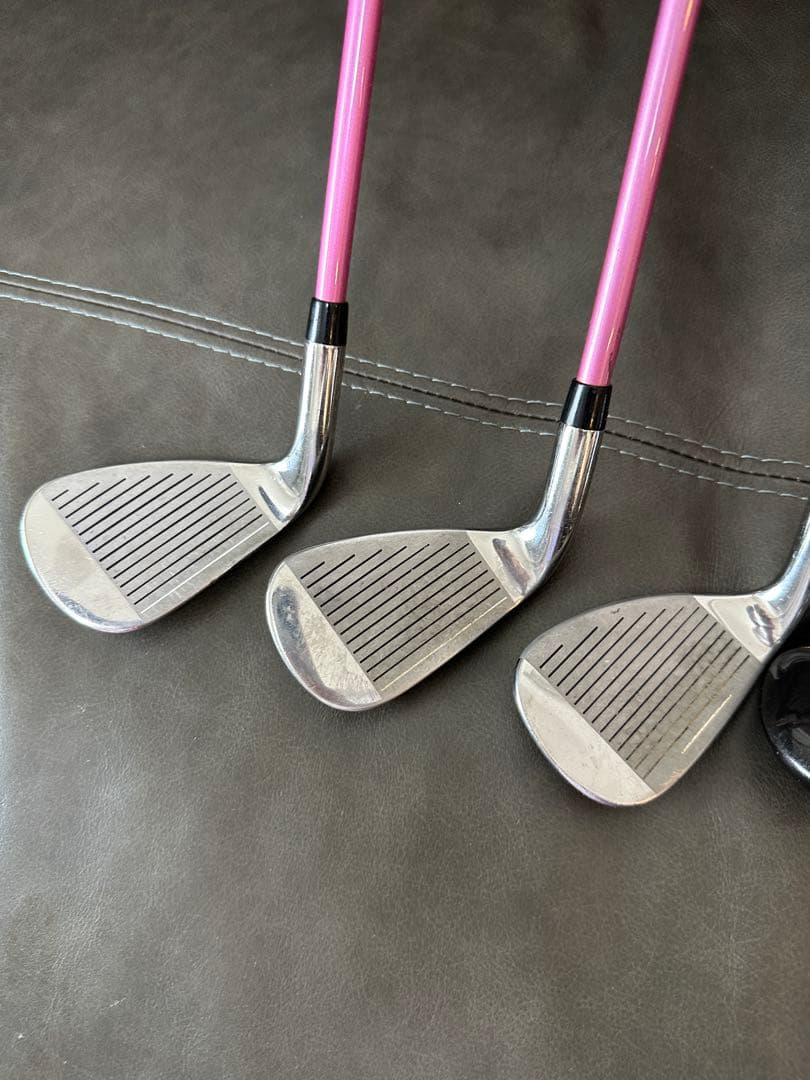 キャロウェイ XJ SERIES ジュニア　ゴルフ 7本　セット 9〜12才用