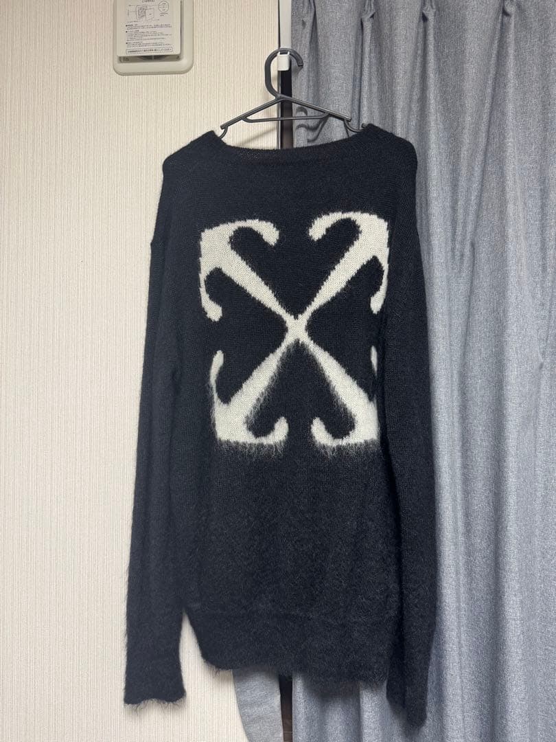 オフホワイト（off-white） ブラック　ニット