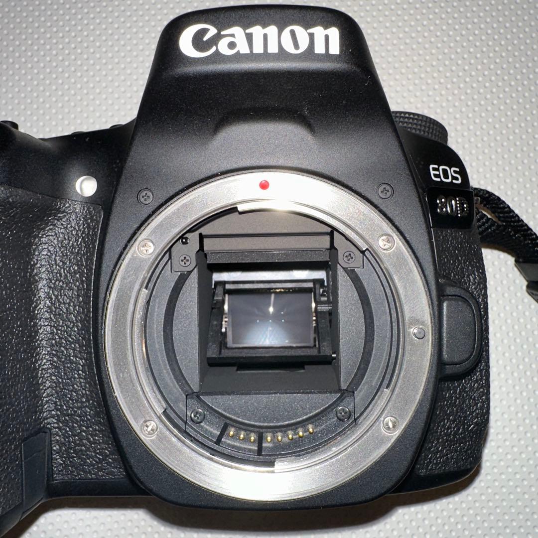 EOS 80D ボディのみ（液晶モニター不具合品）