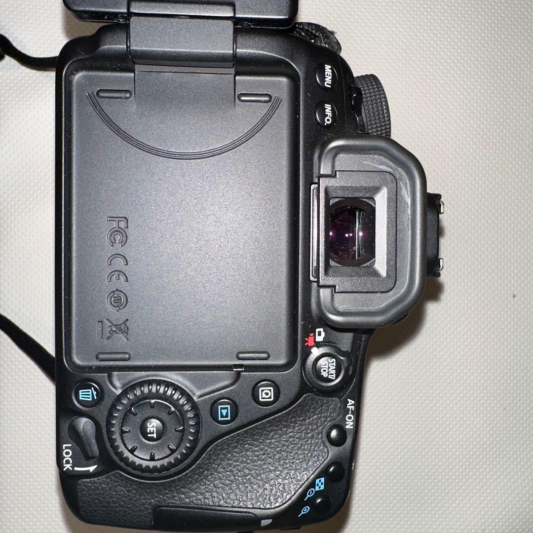 EOS 80D ボディのみ（液晶モニター不具合品）