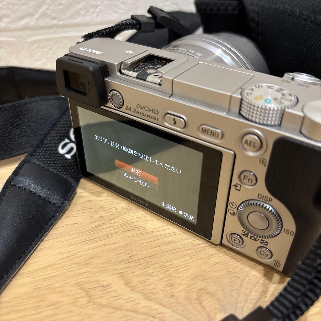 トコぺデイア ソニー　一眼レフ　ミラーレスカメラ　a6000 シルバー
