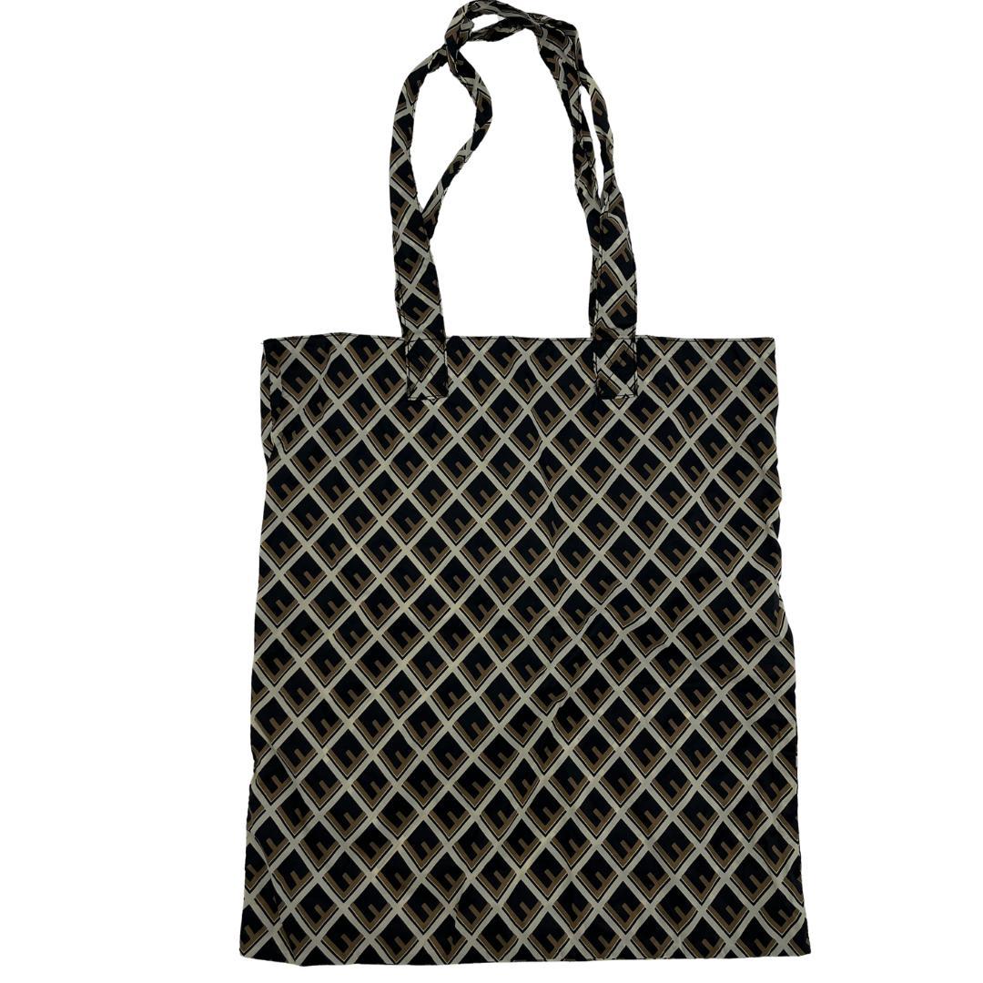 フェンディ FENDI トートバッグ ケース 紙袋付き ノベルティ 3点