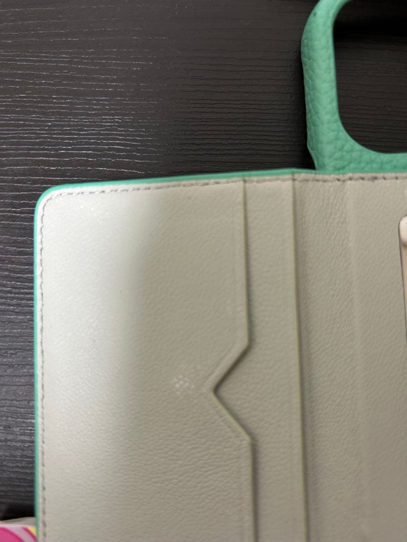 鈴木亜美さん iPhone16proケースとストラップ2点セット