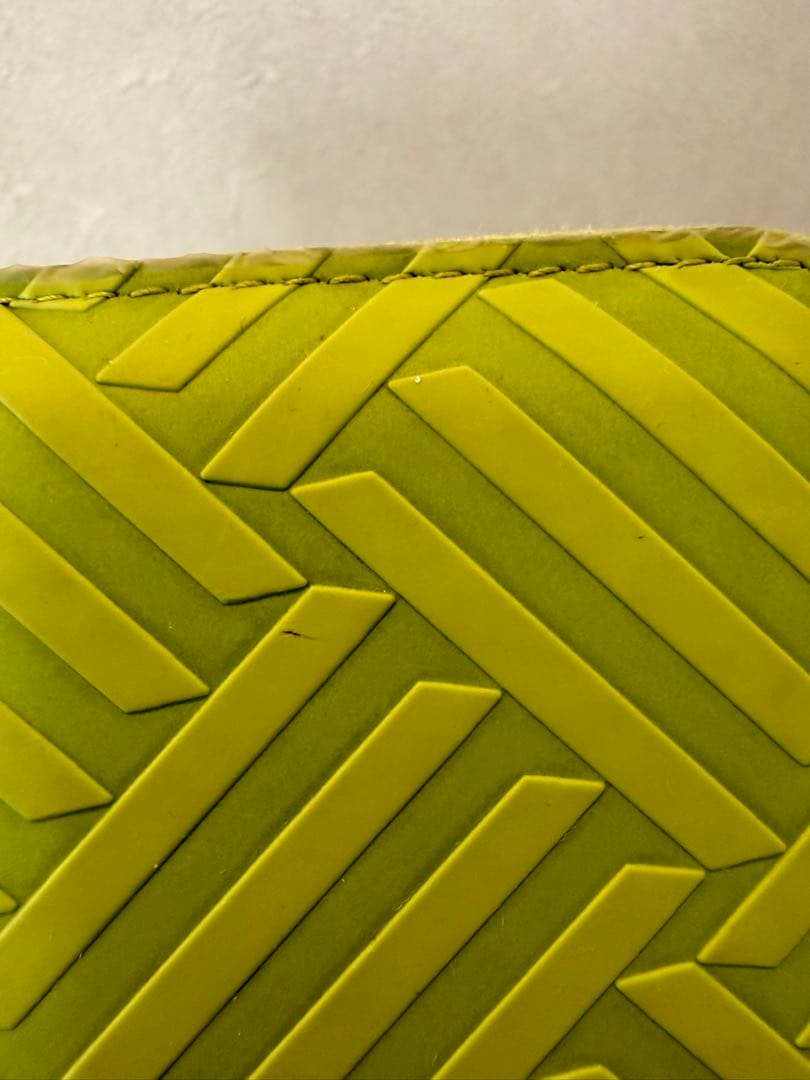 ボッテガヴェネタ　デボストカーフファスナーウォレット　長財布